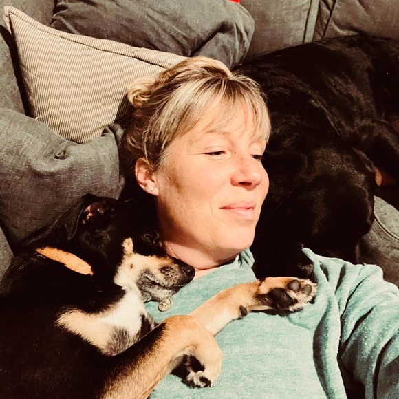 Meet your Posher, Regan - Picture 2 of 5